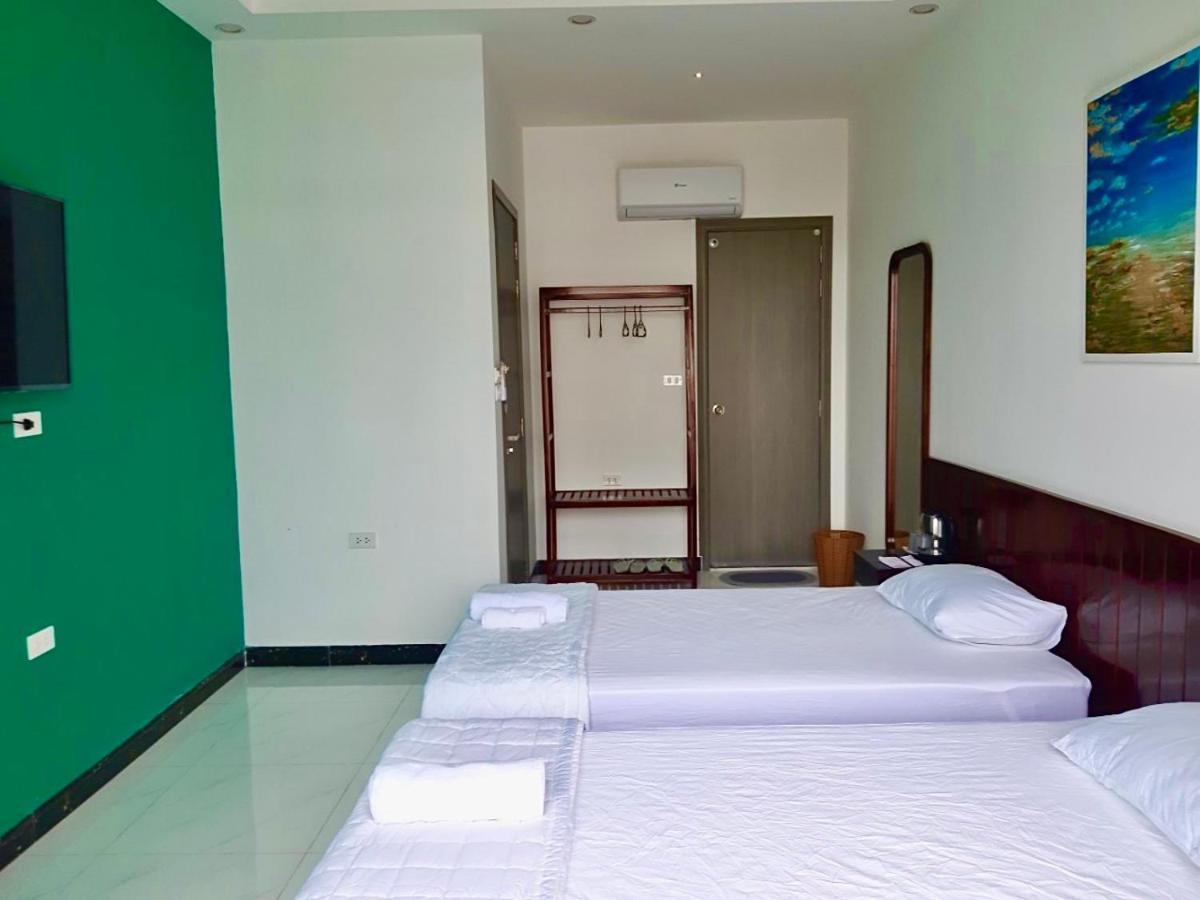 Lex Homestay Hotel 두옹 동 외부 사진
